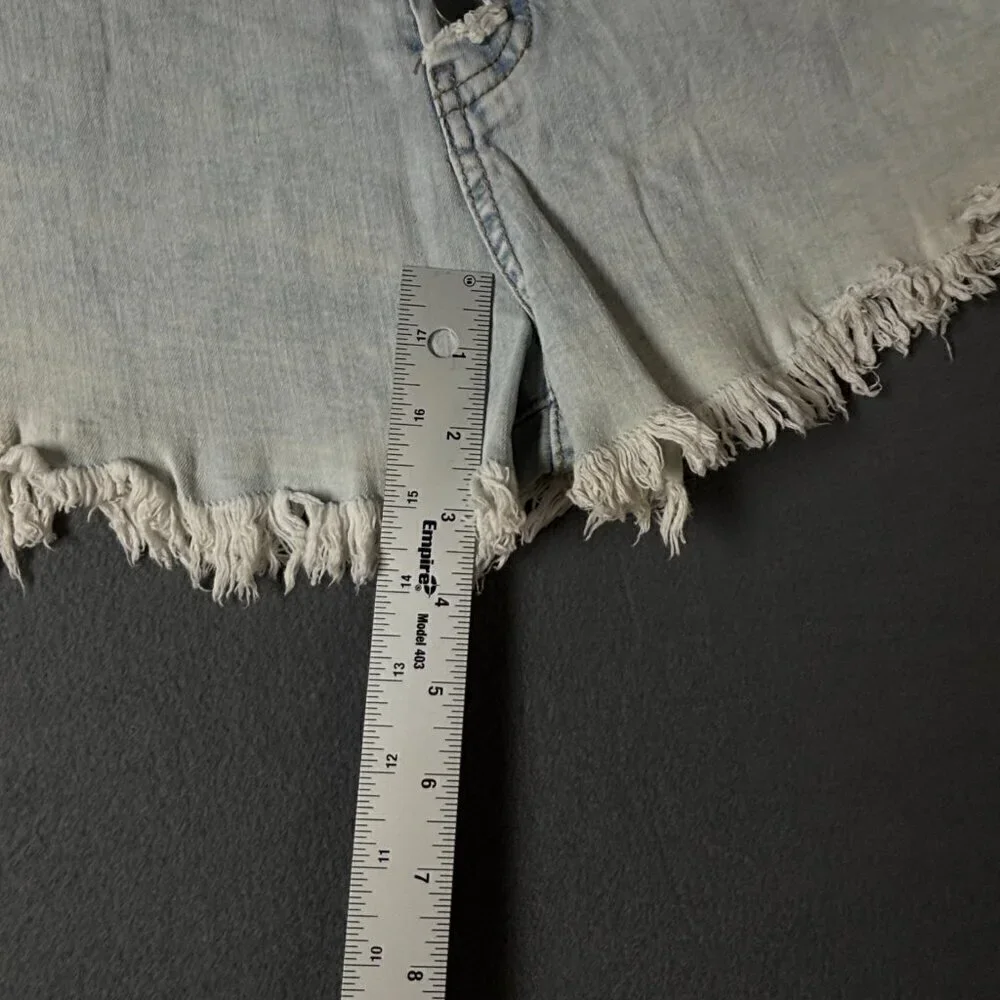 Wild Fable 5 Button Jean Shorts Size 18 - Picture 6 of 8